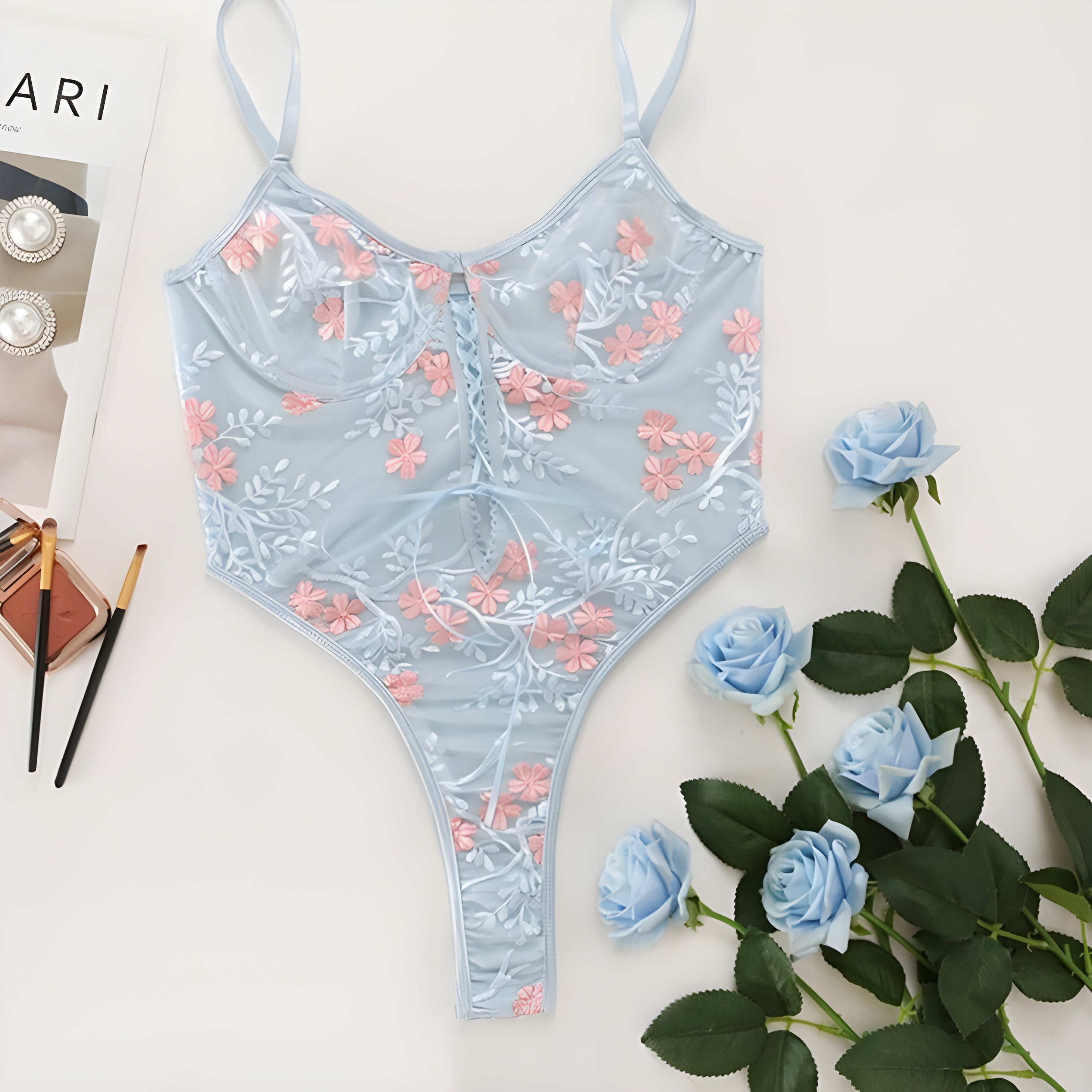 Isabella™ – Bodysuit With Floral Embroidery
