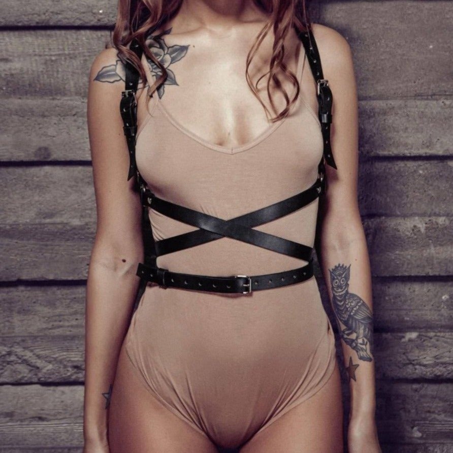 Leonie™ – Elegant Vegan Leather Chest Harness