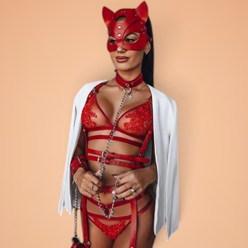 Daisi™ – Unfold Your Strength and Seduction in One Breathtaking Set